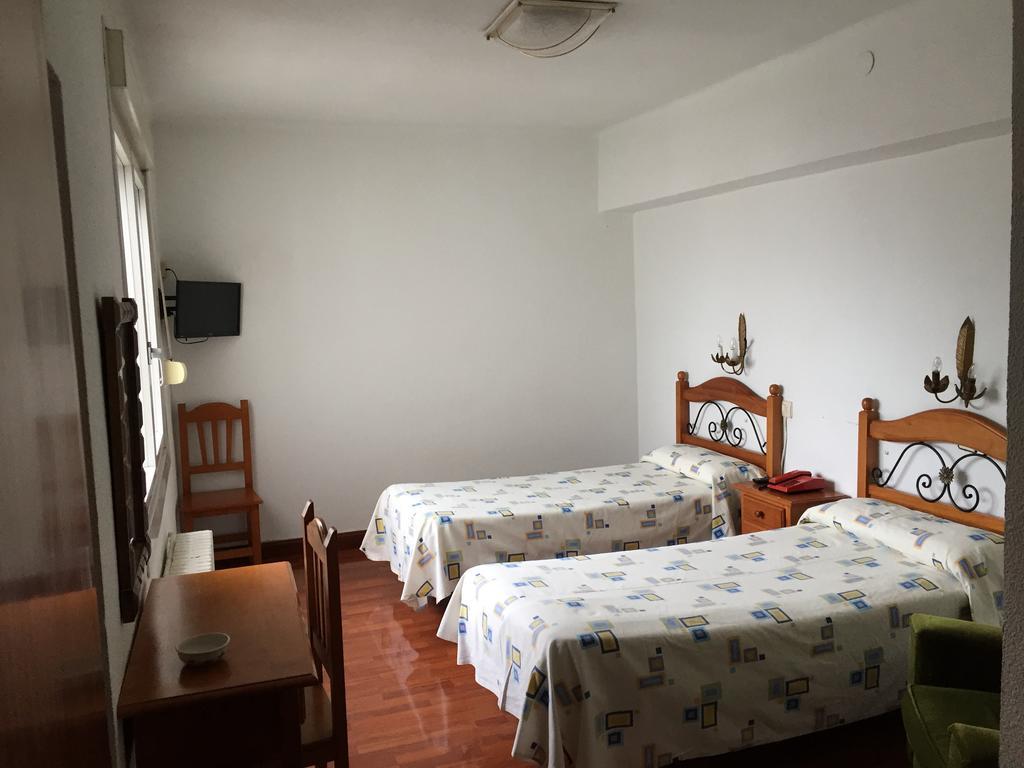 Hostal Pancorbo Exterior photo