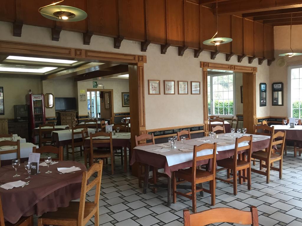 Hostal Pancorbo Exterior photo
