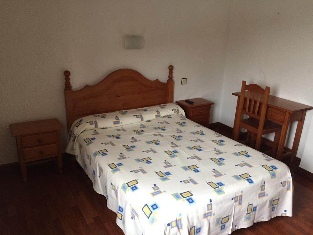 Hostal Pancorbo Exterior photo